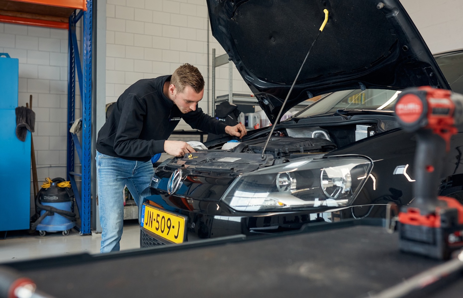 Subpage Details Slider Image APK | Autobedrijf van Wierick