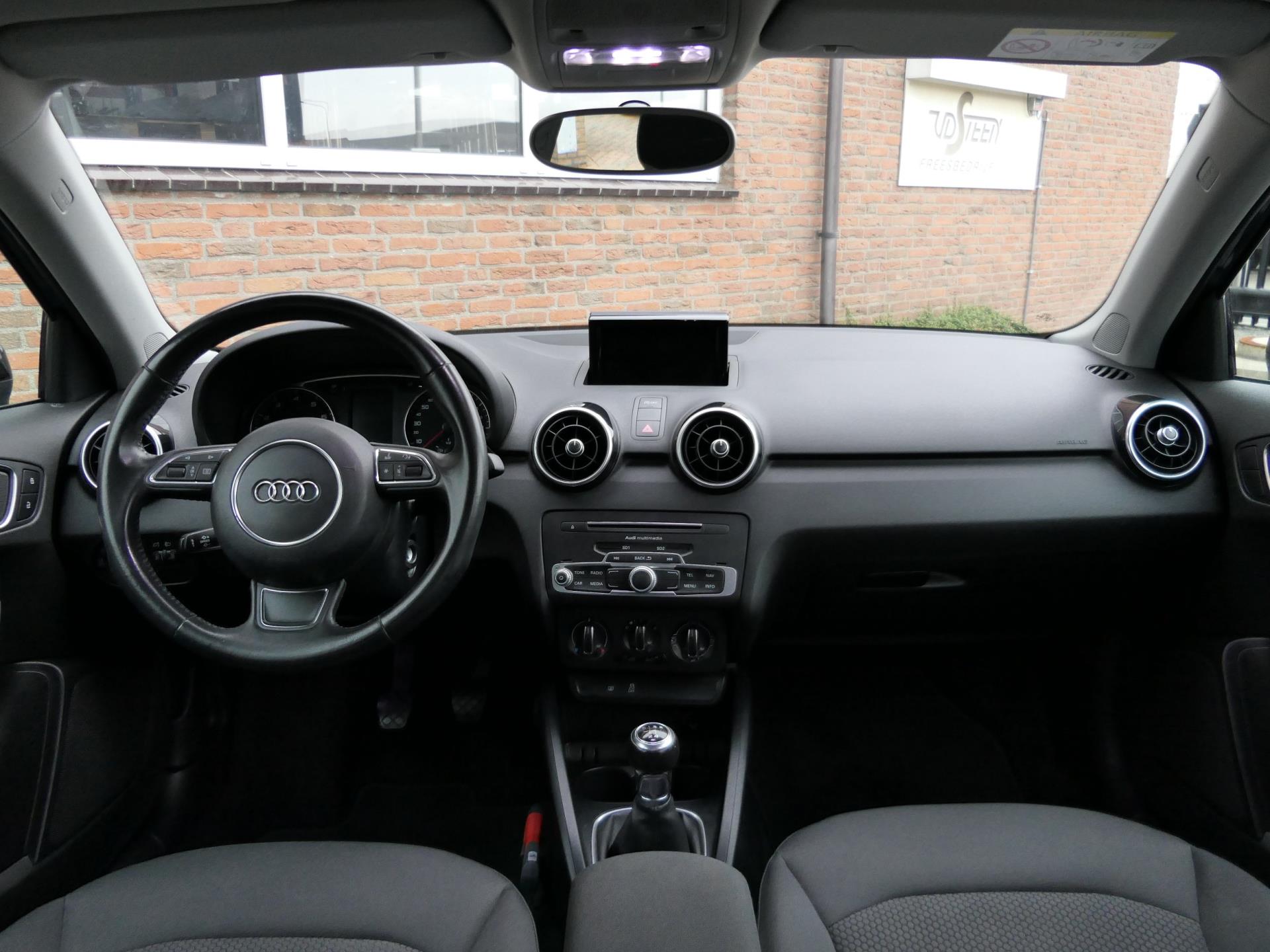 Audi A1 Sportback 1.0 TFSI S-Line 95PK | Cruise | Bluetooth | 17 Inch | Navi 47486721-8.jpg | Autobedrijf van Wierick