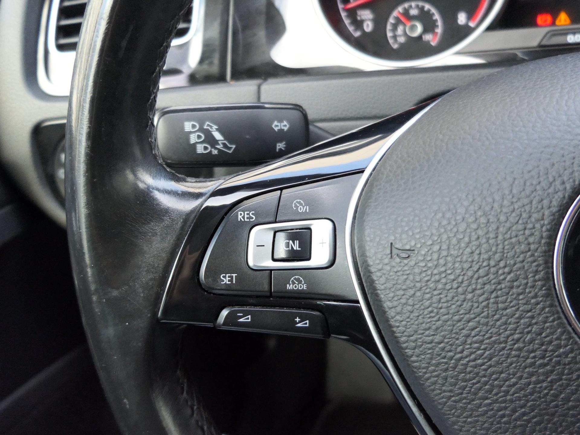 Volkswagen Golf Variant 1.4 TSI Highline 122PK | Xenon | Half leder/stof | Stoelverwarming 47546461-13.jpg | Autobedrijf van Wierick