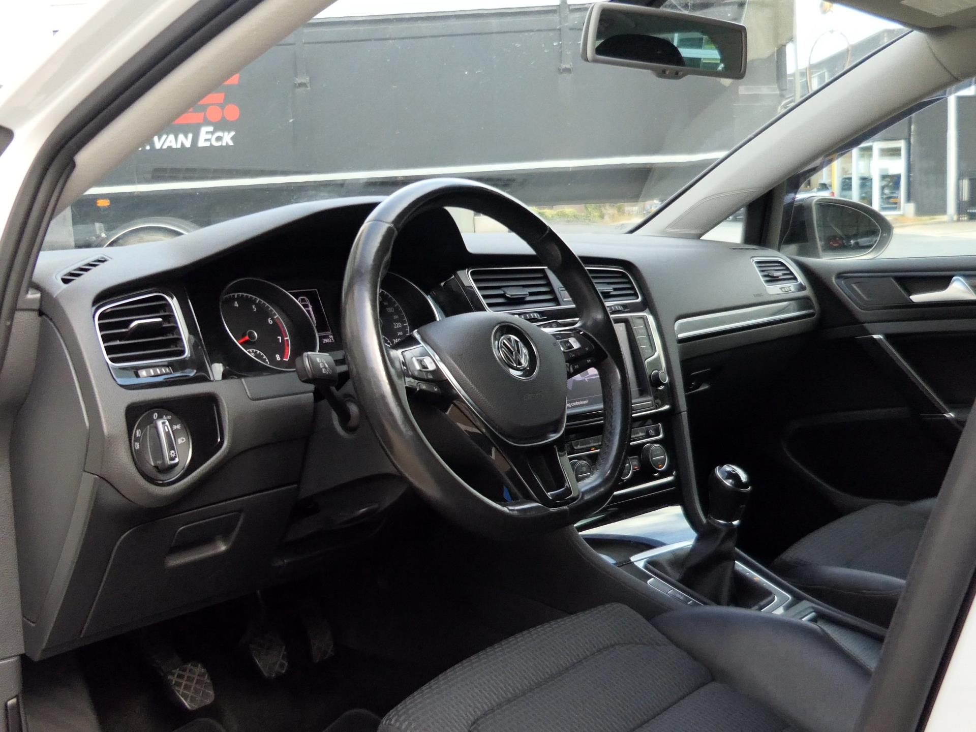 Volkswagen Golf Variant 1.4 TSI Highline 122PK | Xenon | Half leder/stof | Stoelverwarming 47546461-4.jpg | Autobedrijf van Wierick