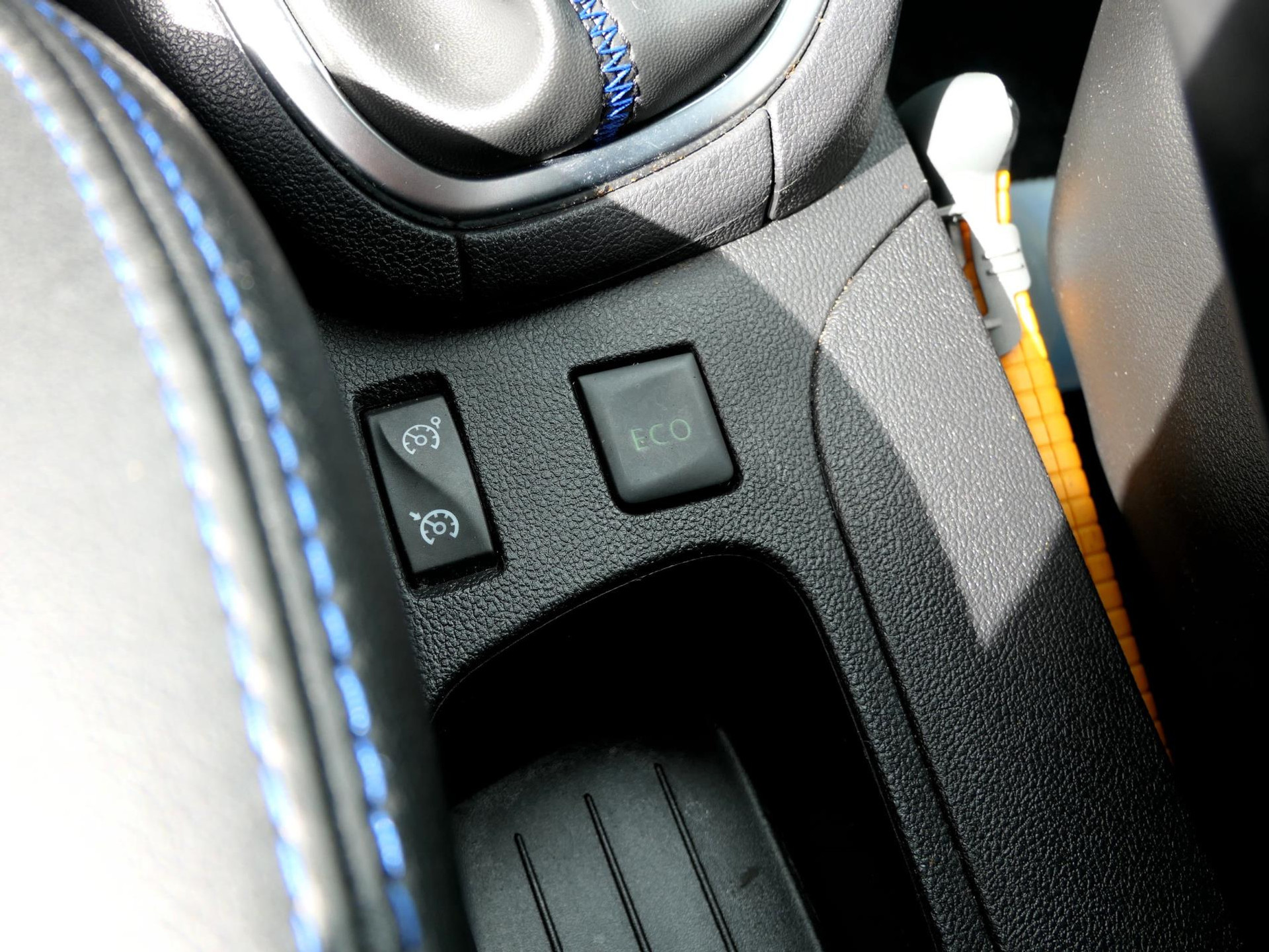 Renault Clio Estate 1.2 TCe 118PK GT-Line | Leer | LED | Camera | Keyless | Climate Control 47572135-19.jpg | Autobedrijf van Wierick