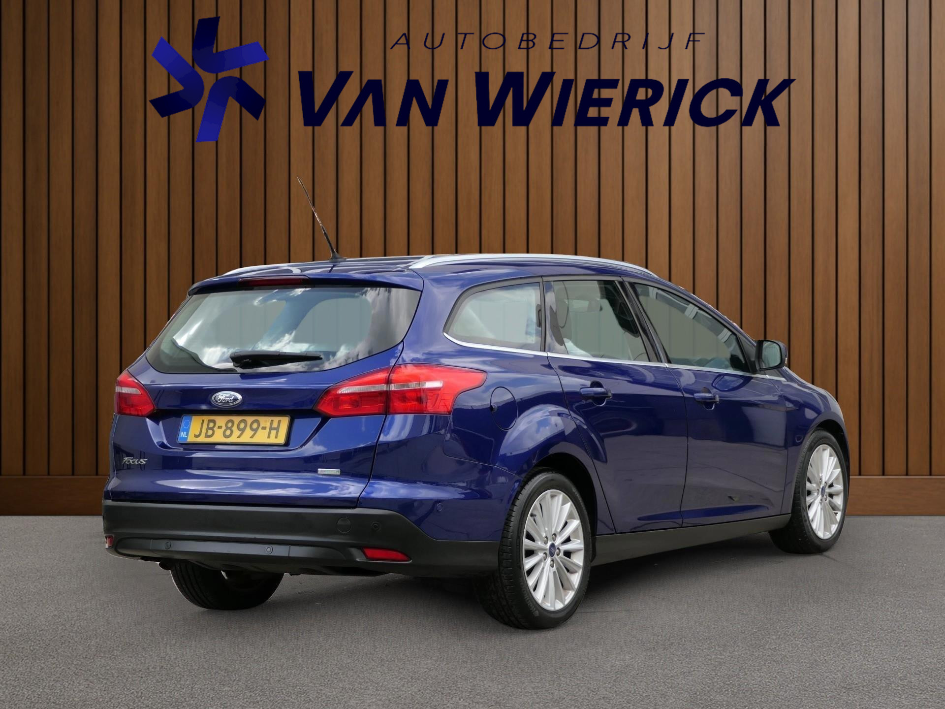 Ford Focus Wagon 1.0 Titanium 125PK! | Cruise | Clima | Navi | Nette Staat 47646471-3.jpg | Autobedrijf van Wierick