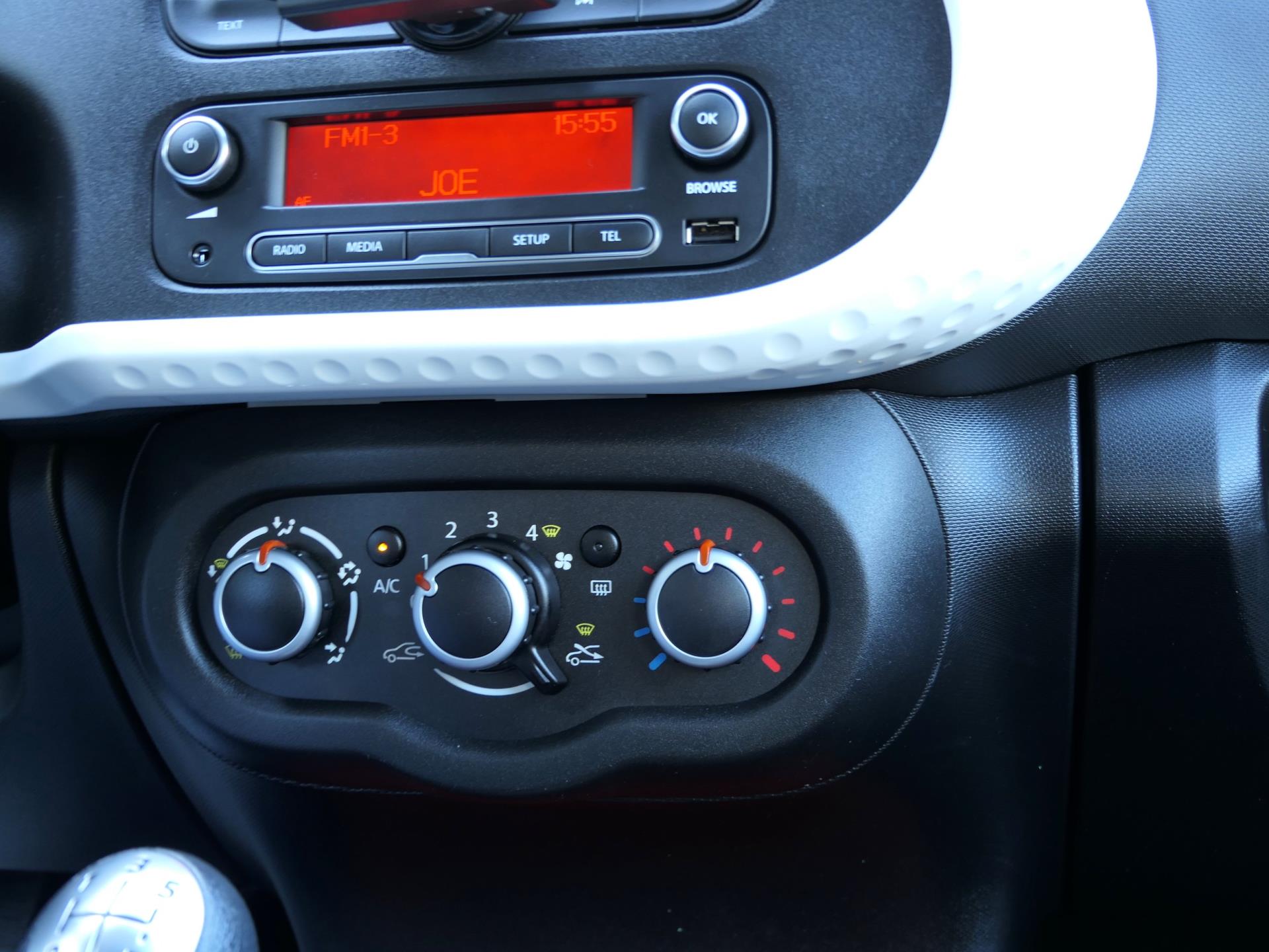 Renault Twingo 1.0 SCe Collection | Airco | Bluetooth | NAP | Nette Staat 47813491-11.jpg | Autobedrijf van Wierick