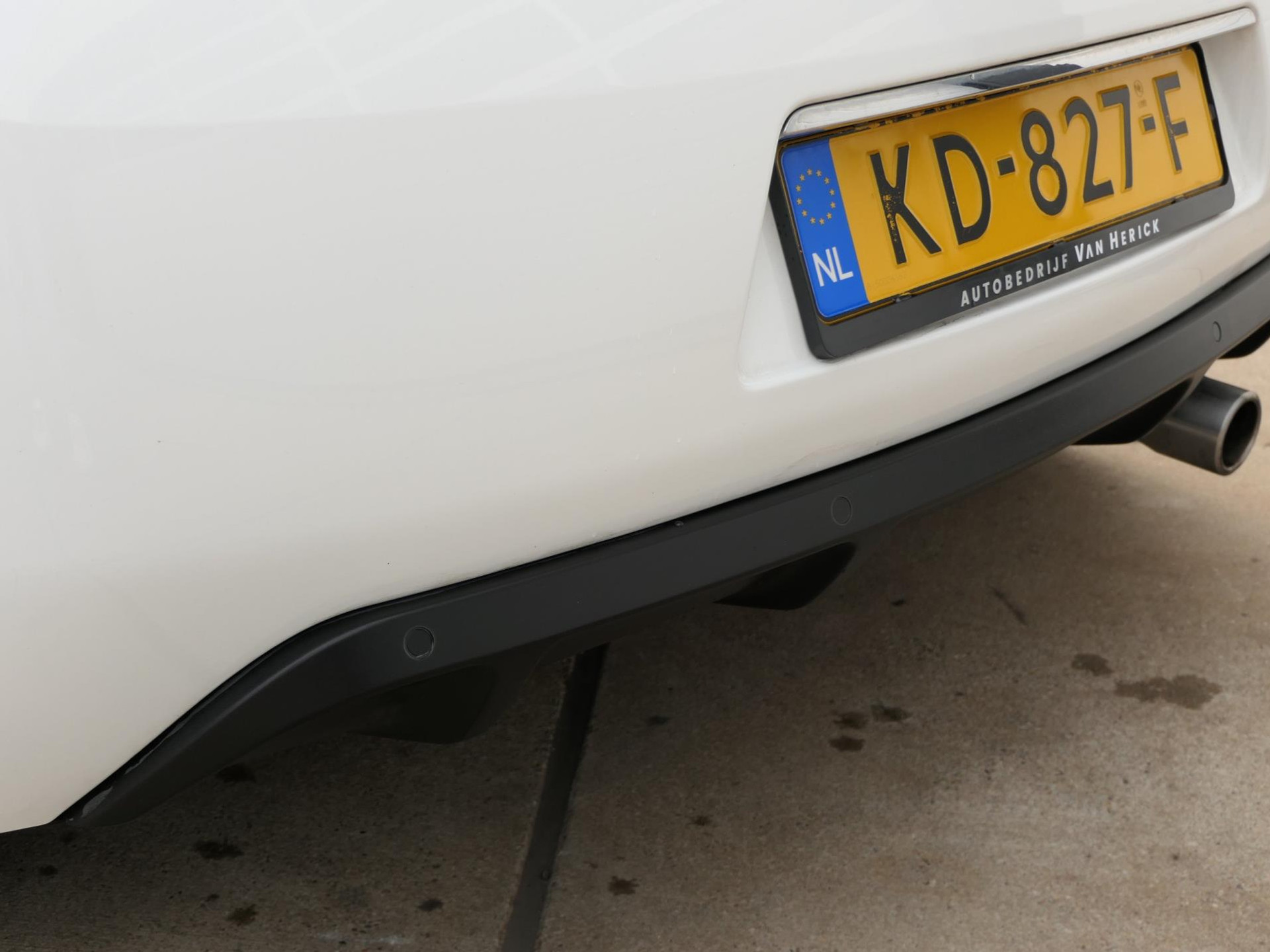 Citroën DS3 Cabrio 1.6 VTi So Chic 120PK! Cabrio | Clima | Cruise | Parkeersensoren 47911857-5.jpg | Autobedrijf van Wierick