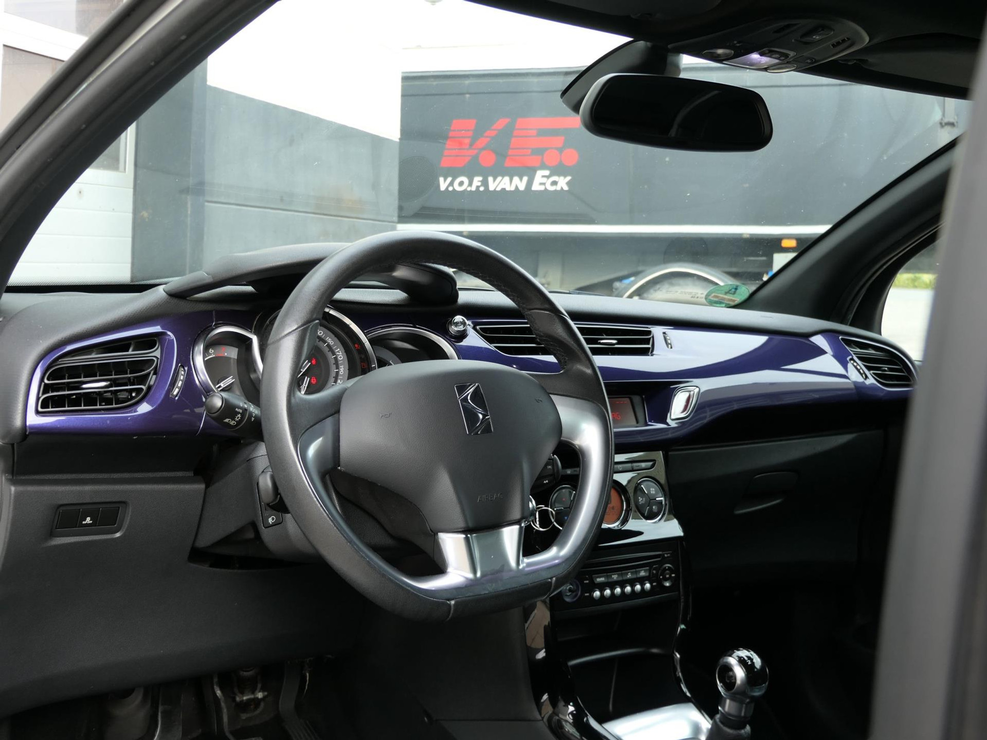 Citroën DS3 Cabrio 1.6 VTi So Chic 120PK! Cabrio | Clima | Cruise | Parkeersensoren 47911857-6.jpg | Autobedrijf van Wierick