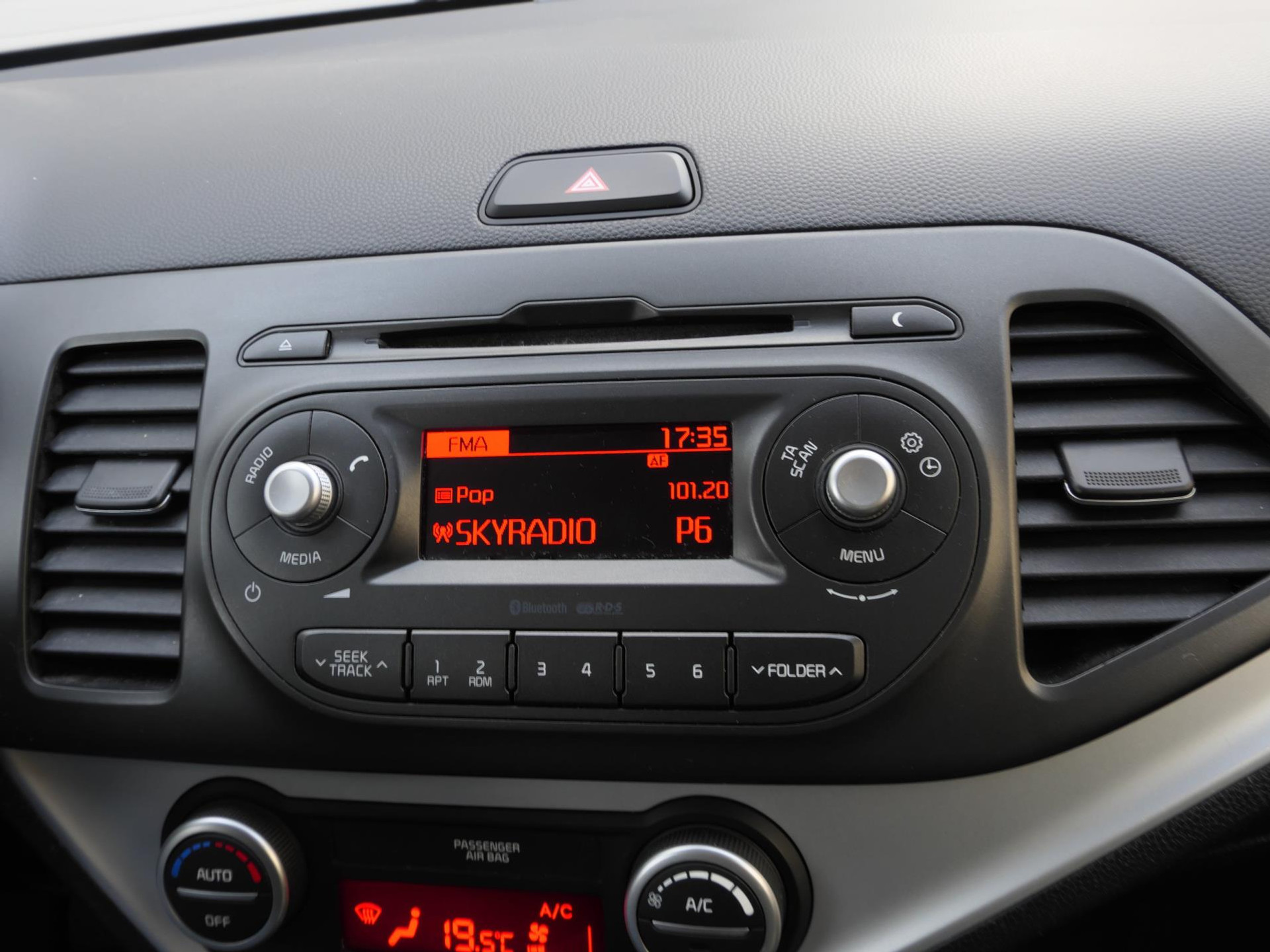 Kia Picanto 1.0 CVVT First Edition 5-Deurs | Cruise | Clima |Dealer onderhouden 48065065-13.jpg | Autobedrijf van Wierick