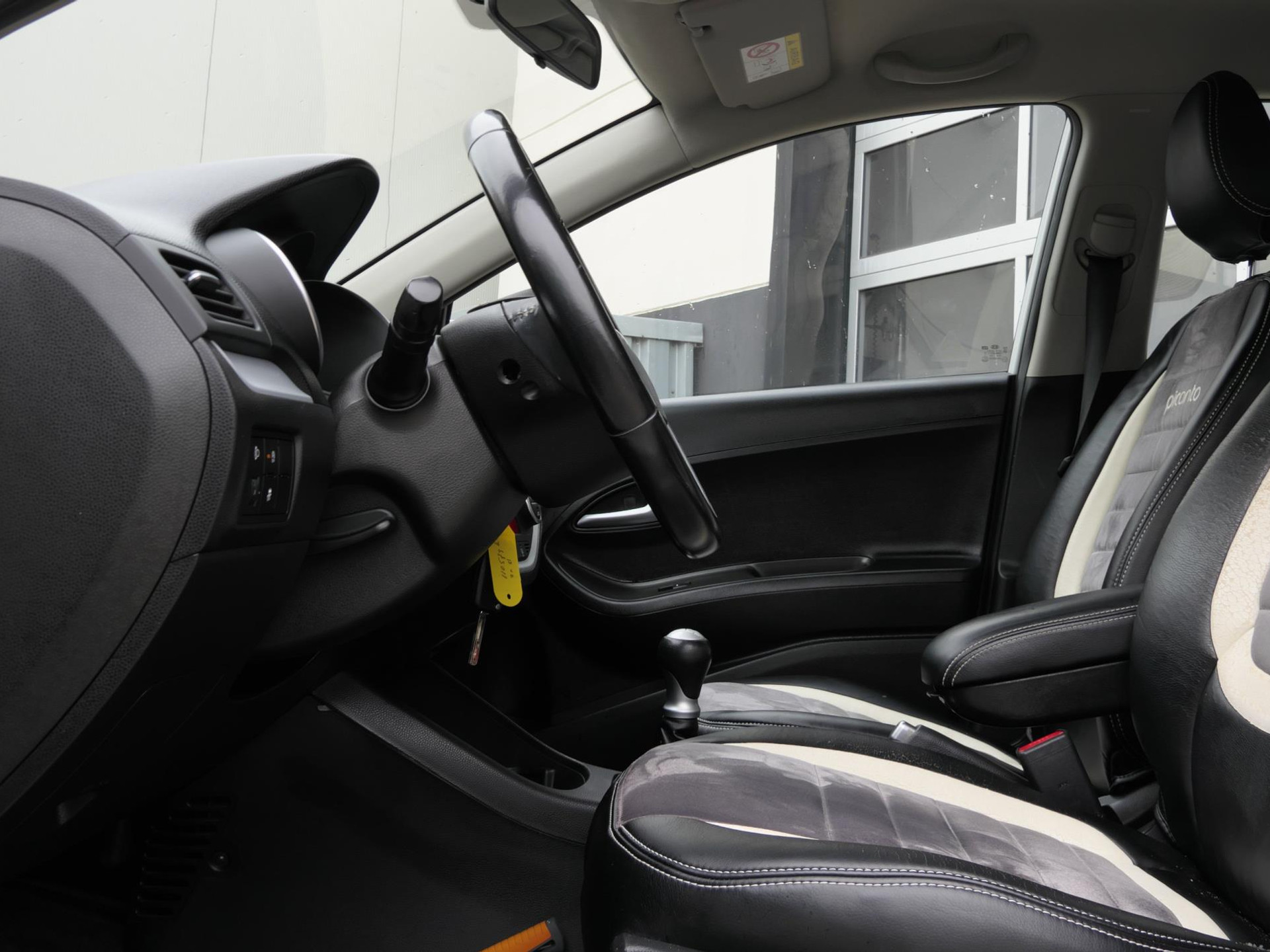 Kia Picanto 1.0 CVVT DynamicLine 5-Deurs | Cruise | Clima | LM Velgen 48085208-7.jpg | Autobedrijf van Wierick