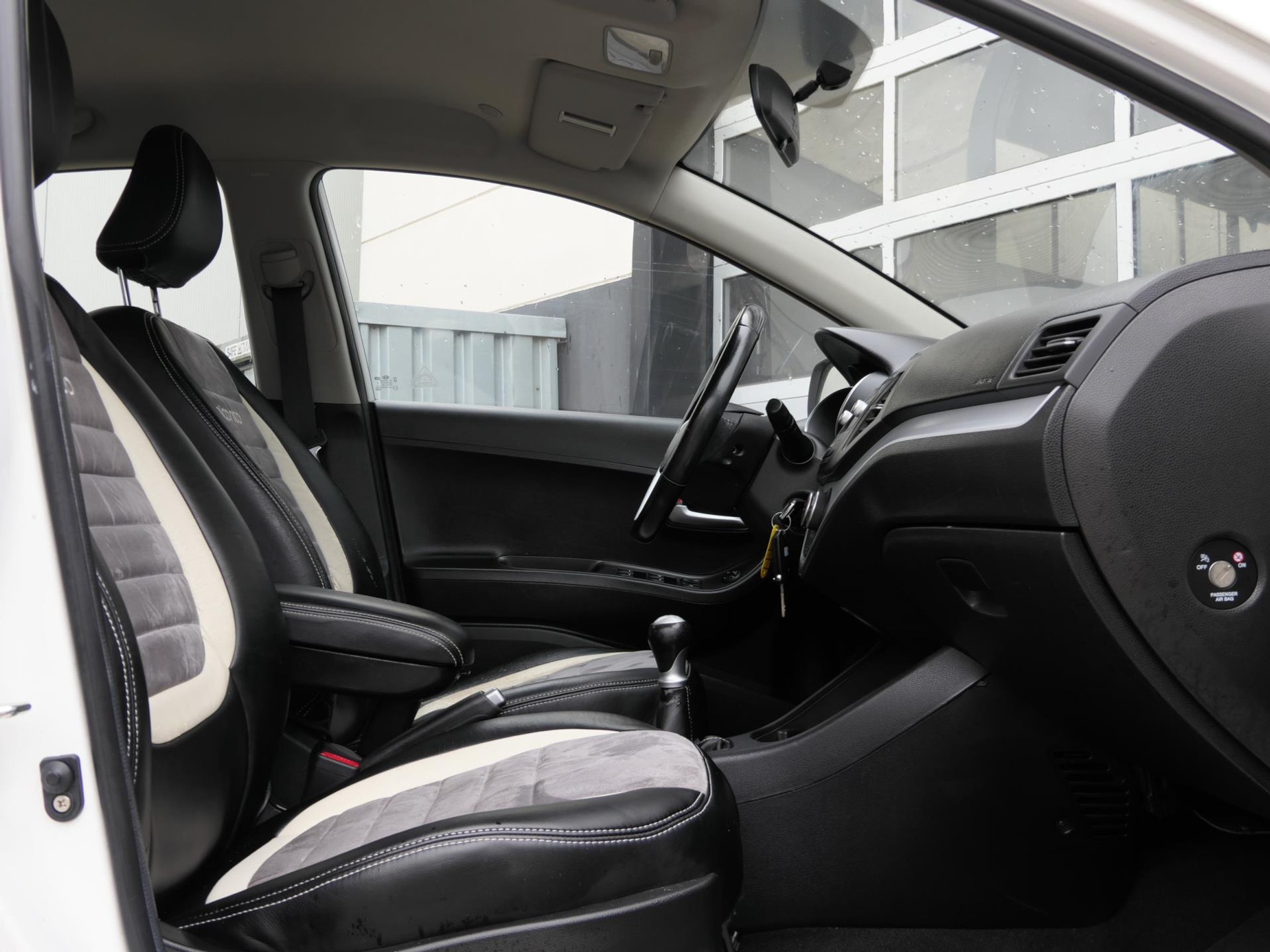 Kia Picanto 1.0 CVVT DynamicLine 5-Deurs | Cruise | Clima | LM Velgen 48085208-9.jpg | Autobedrijf van Wierick