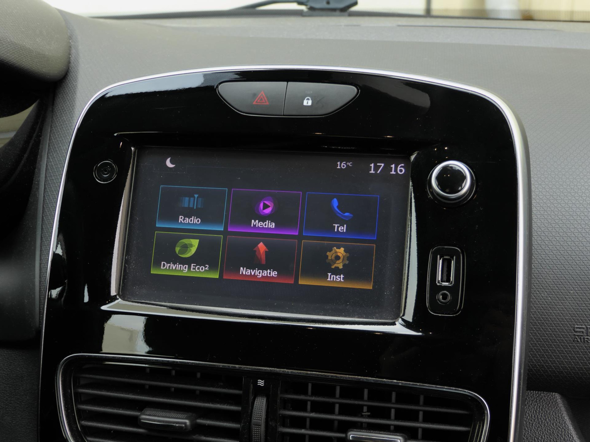 Renault Clio 0.9 TCe Intens | Cruise | Led | Half stof/leer | NAP 48468273-14.jpg | Autobedrijf van Wierick