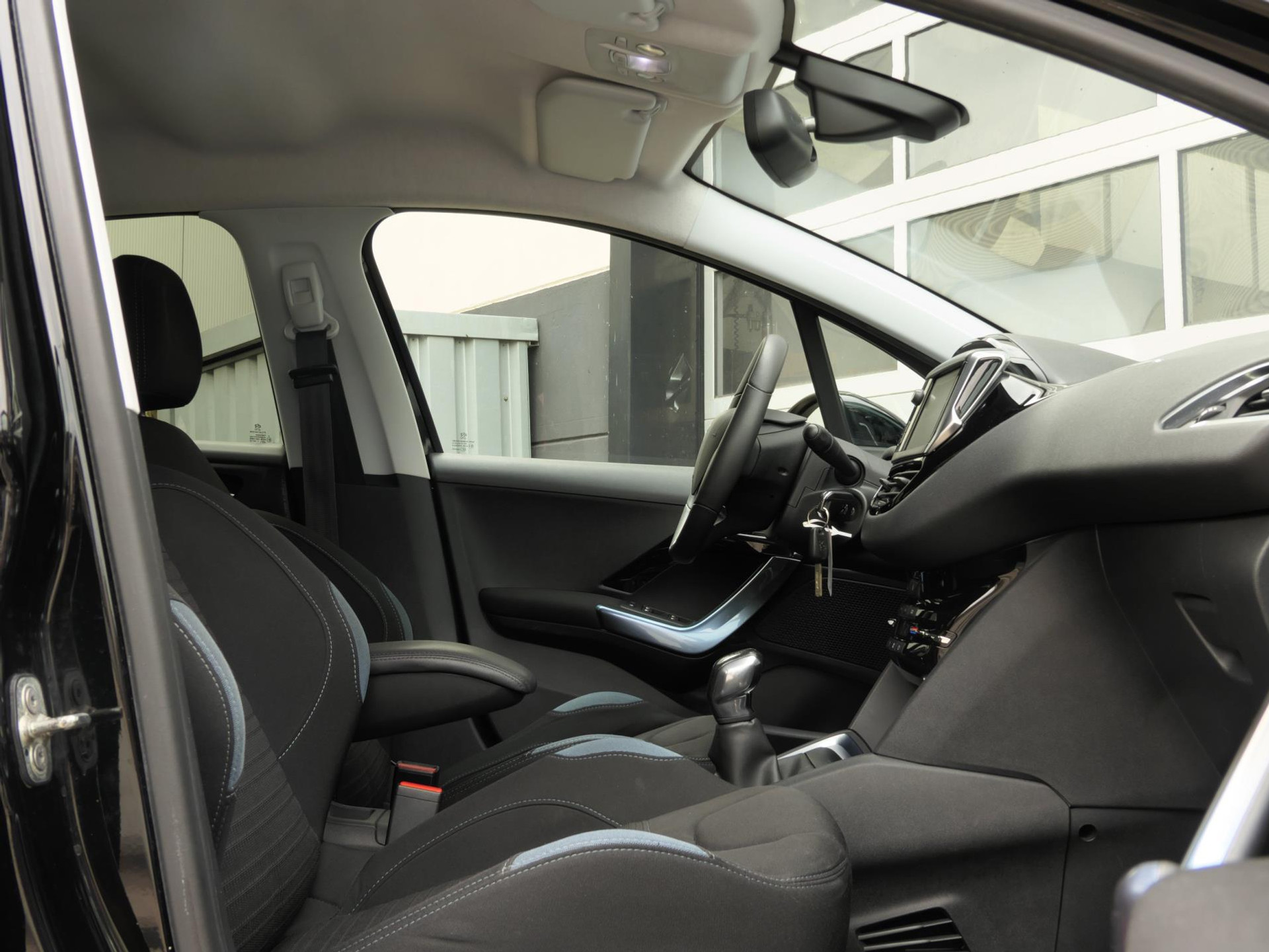 Peugeot 208 1.6 VTi Intuïtive 120PK! | Cruise | Bluetooth | Clima | Parkeersensoren 48534708-10.jpg | Autobedrijf van Wierick