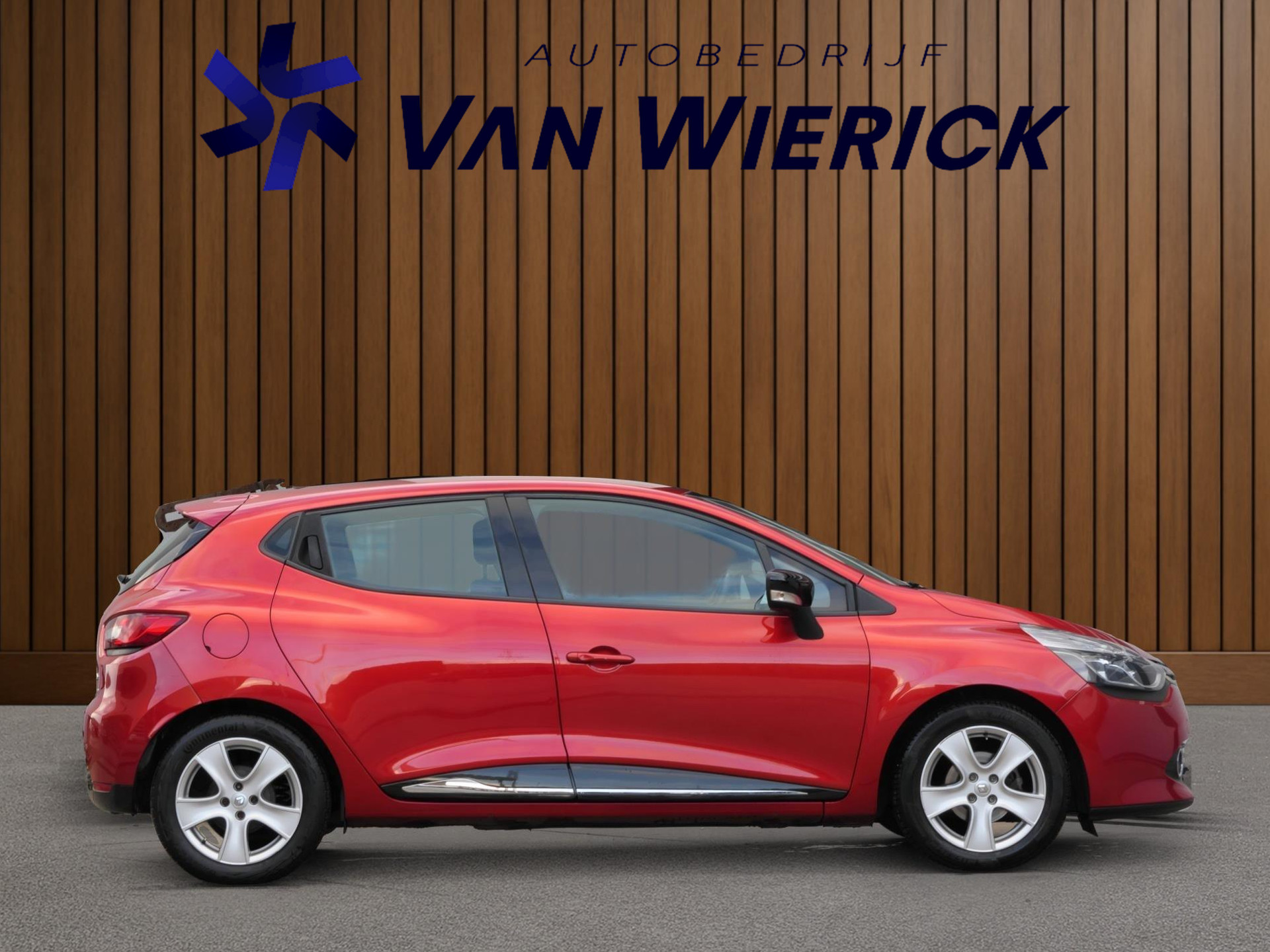 Renault Clio 0.9 TCe Expression 5-Deurs | Carplay | Cruise | Afneembare trekhaak 48575734-2.jpg | Autobedrijf van Wierick