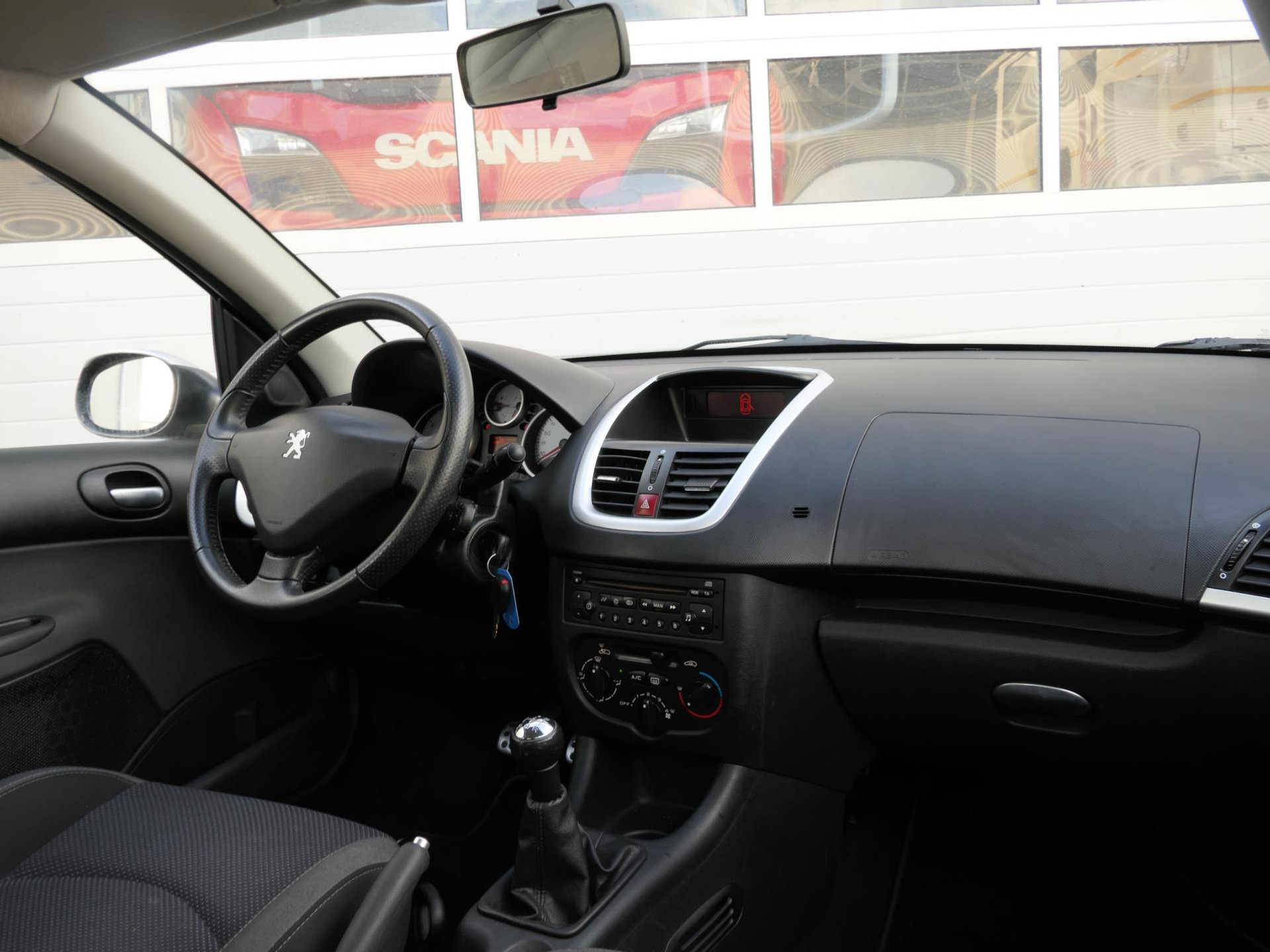 Peugeot 206 + 1.4 Urban Move 5-Deurs |Cruise | Airco | Elektrische ramen | NAP 48660287-8.jpg | Autobedrijf van Wierick