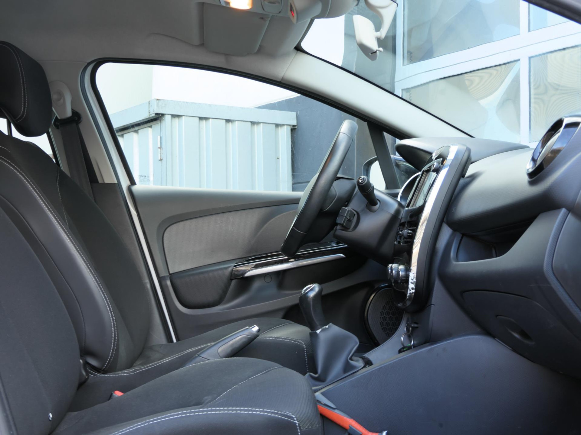 Renault Clio 0.9 TCe Expression 5-Deurs | Bluetooth | Navi | LM Velgen 48698108-8.jpg | Autobedrijf van Wierick