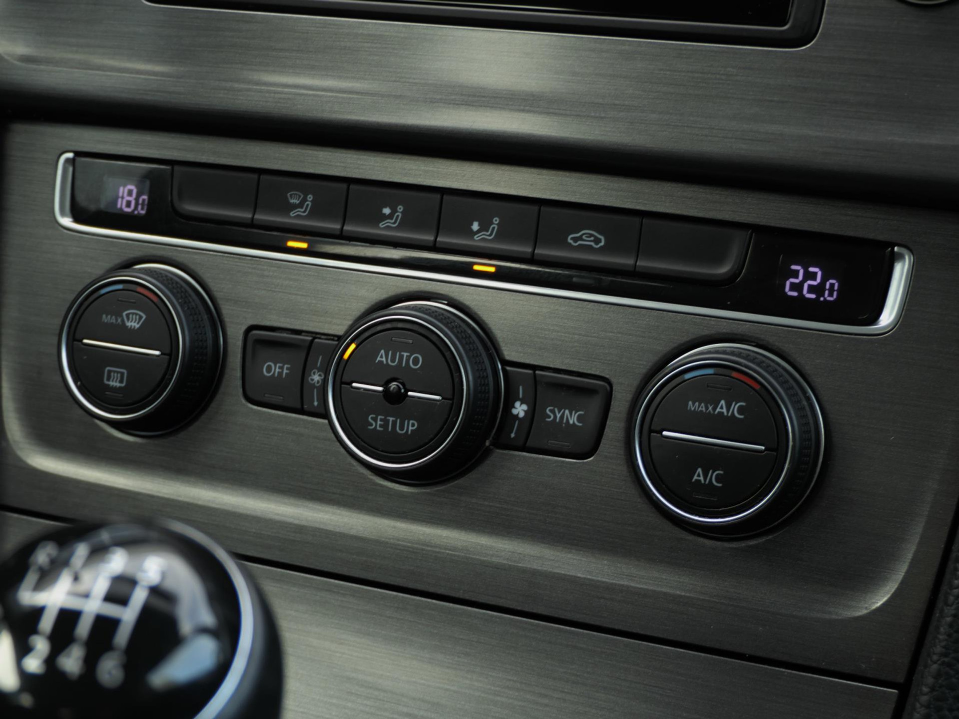 Volkswagen Golf 1.2 TSI Comfortline | Cruise | Trekhaak | Led 48725379-14.jpg | Autobedrijf van Wierick