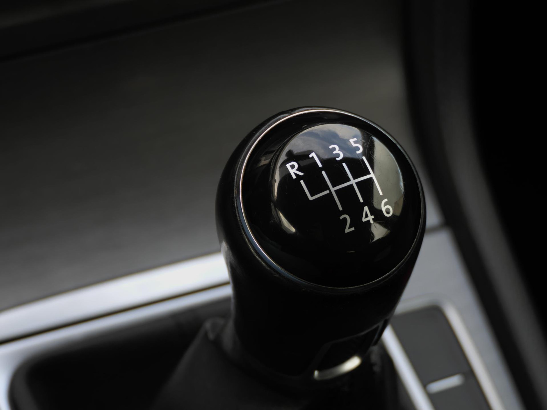 Volkswagen Golf 1.2 TSI Comfortline | Cruise | Trekhaak | Led 48725379-15.jpg | Autobedrijf van Wierick