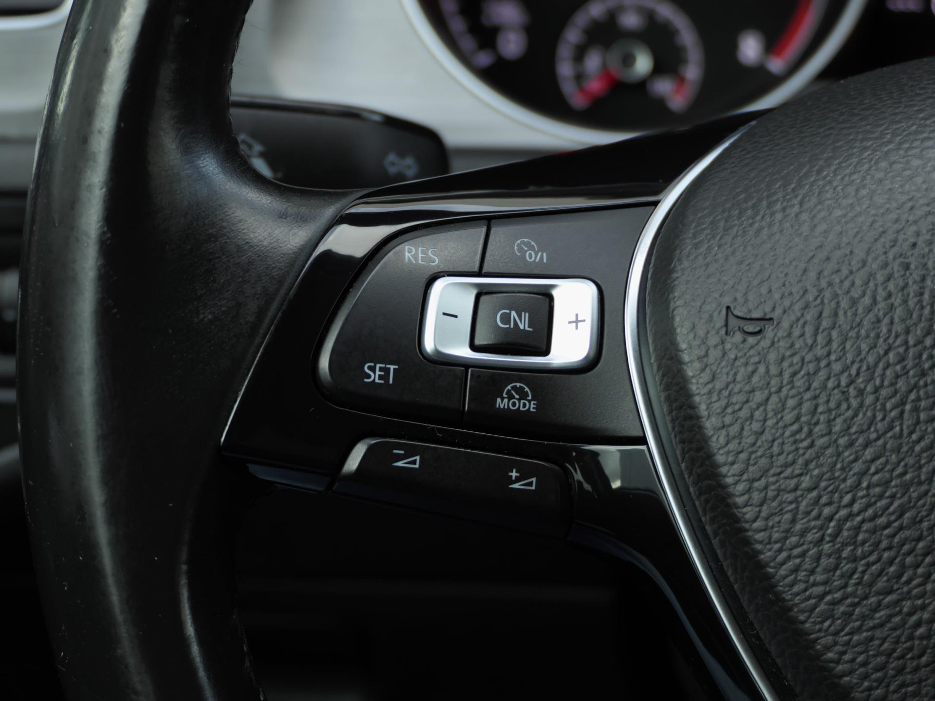 Volkswagen Golf 1.2 TSI Comfortline | Cruise | Trekhaak | Led 48725379-17.jpg | Autobedrijf van Wierick