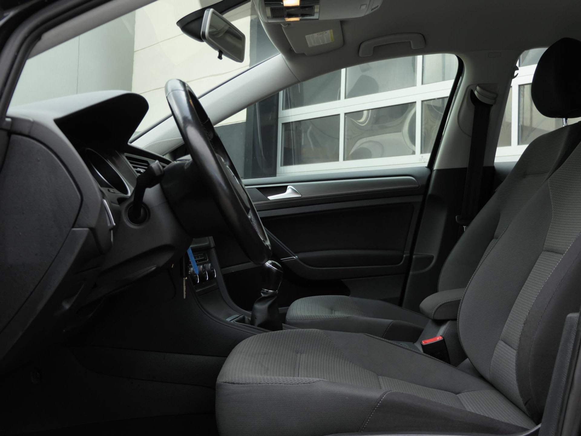 Volkswagen Golf 1.2 TSI Comfortline | Cruise | Trekhaak | Led 48725379-8.jpg | Autobedrijf van Wierick