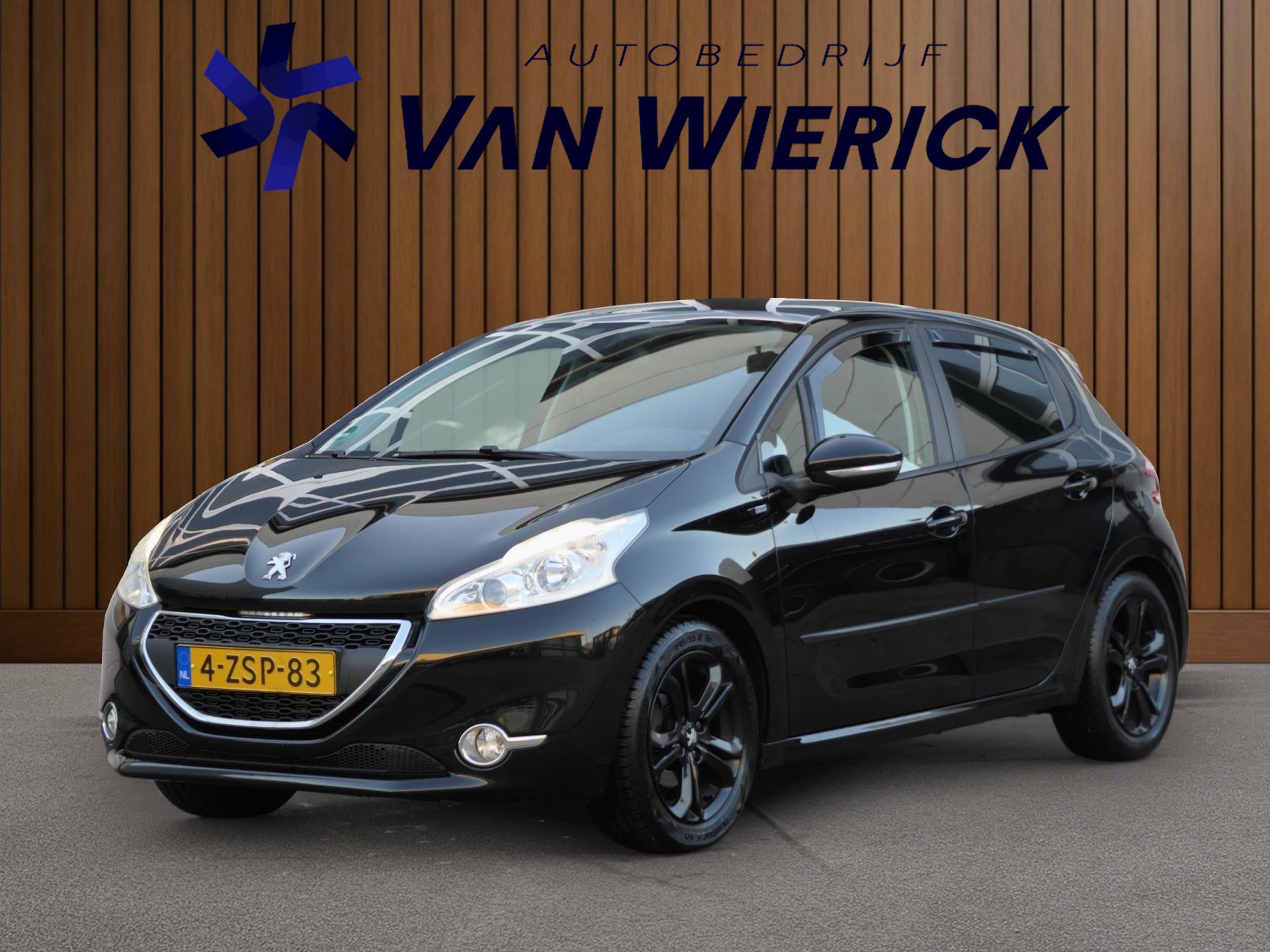 Peugeot 208 1.2 PureTech Style Pack Plus Automaat | Pano-dak | Clima | Cruise 49114494-0.jpg | Autobedrijf van Wierick