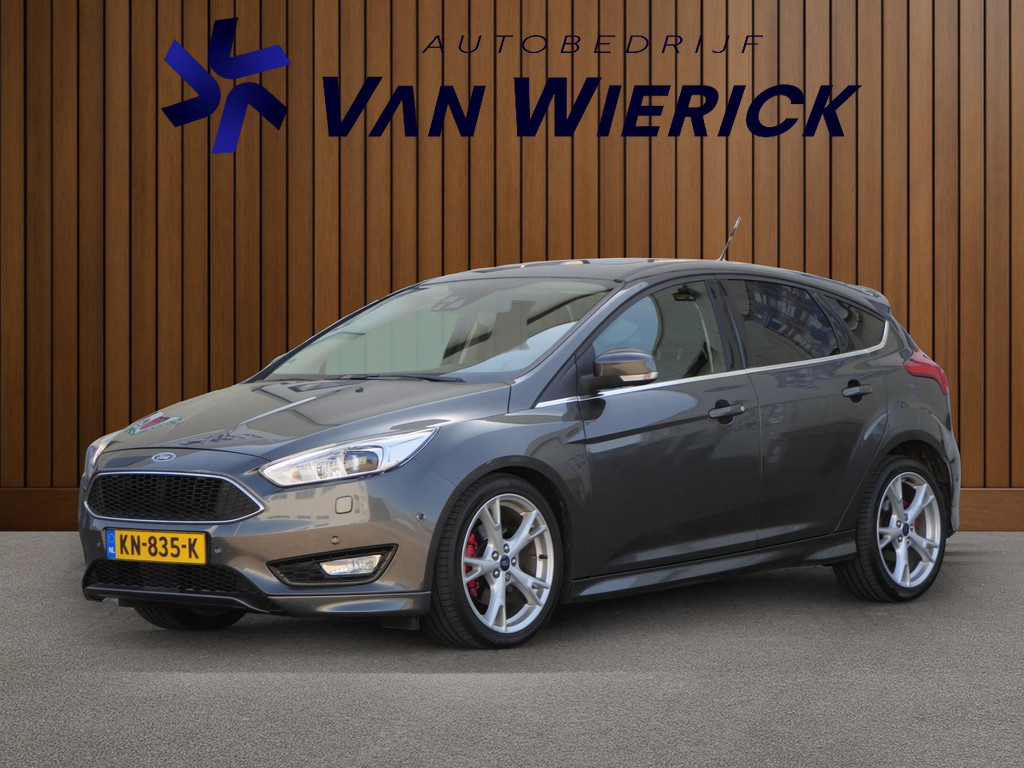 Ford Focus 1.5 St-Line 150PK! | Schuif/kantel dak | Camera | Xenon | Winterpakket | 18-Inch 52257259-0.jpg | Autobedrijf van Wierick