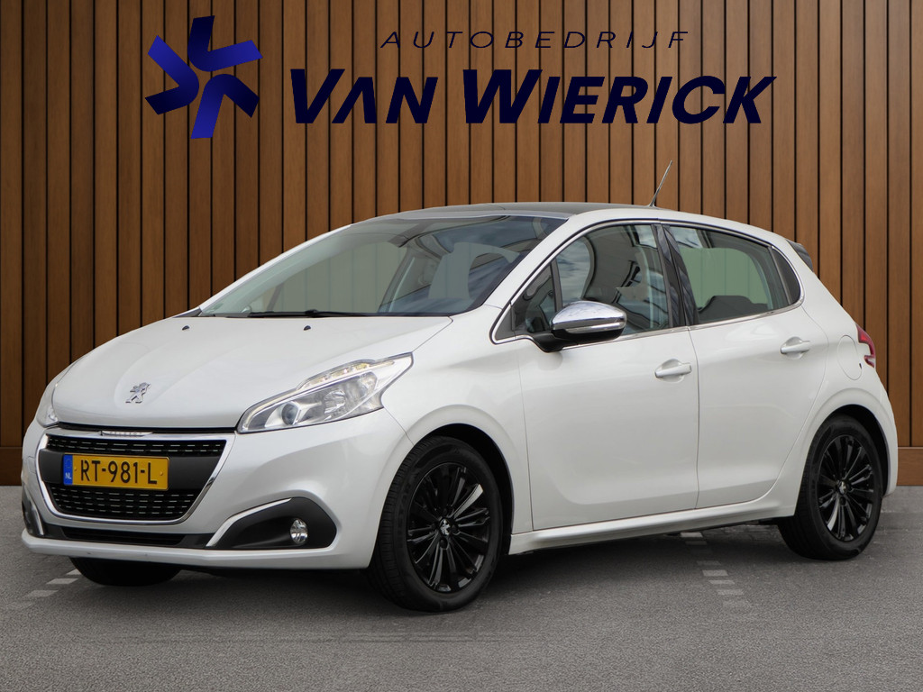 Peugeot 208 1.2 82PK Allure | Carplay | Panoramadak | Compleet! 54356789-0.jpg | Autobedrijf van Wierick