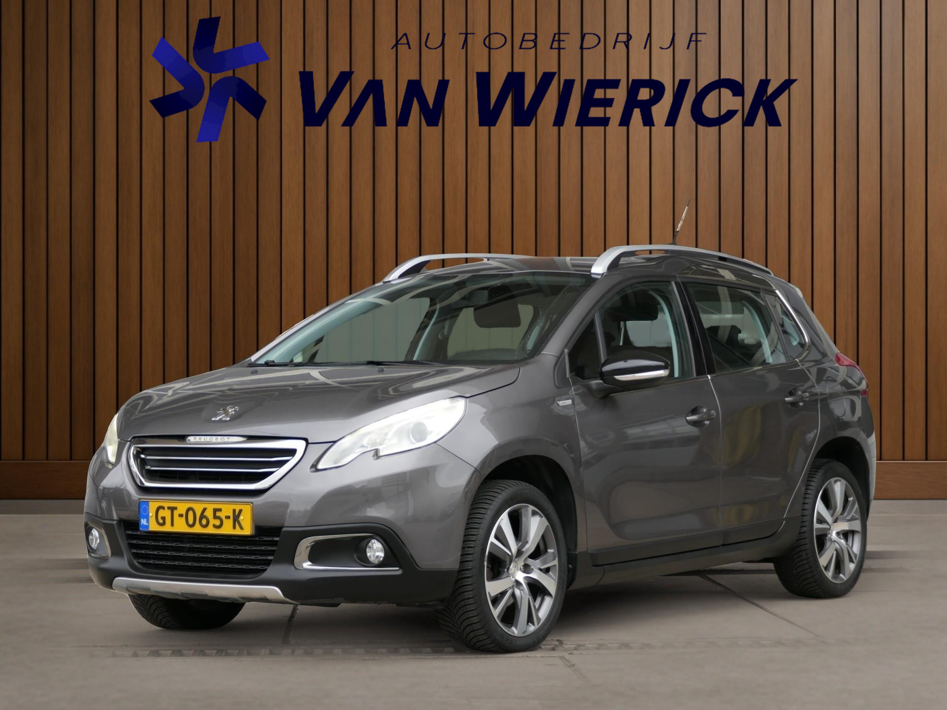 Peugeot 2008 1.2 PureTech Urban Cross 110PK! | Trekhaak | Half leder/stof | Clima | Cruise 47963312-0.jpg | Autobedrijf van Wierick
