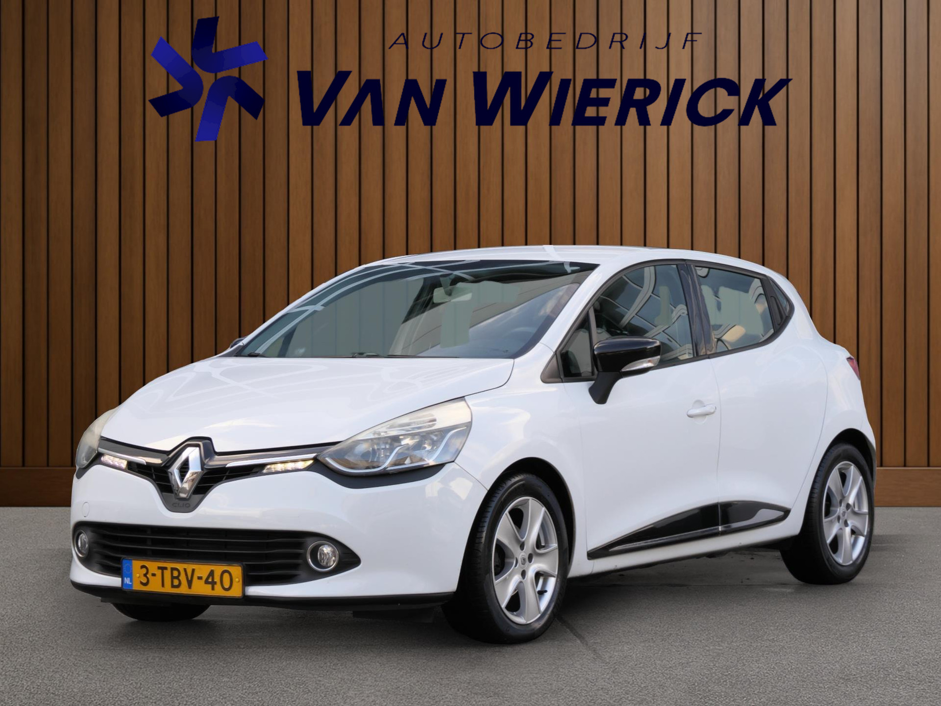 Renault Clio 0.9 TCe Expression 5-Deurs | Bluetooth | Navi | LM Velgen 48698108-0.jpg | Autobedrijf van Wierick