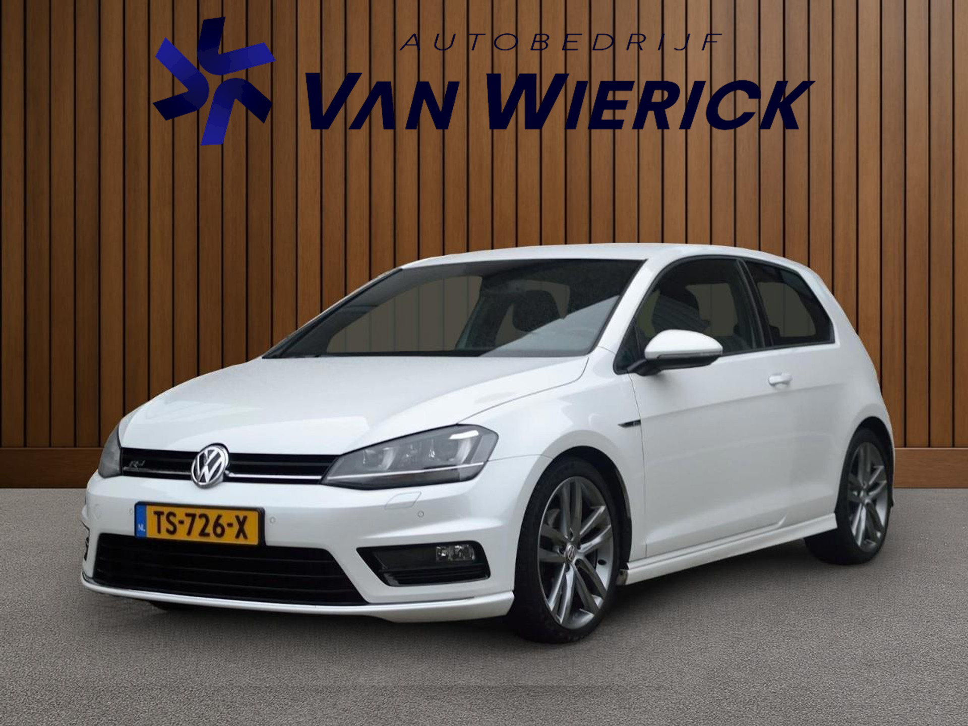 Volkswagen Golf 1.4 TSI Highline Automaat 3x R-Line | Stoelverwarming | LED | Cruise 50195741-0.jpg | Autobedrijf van Wierick